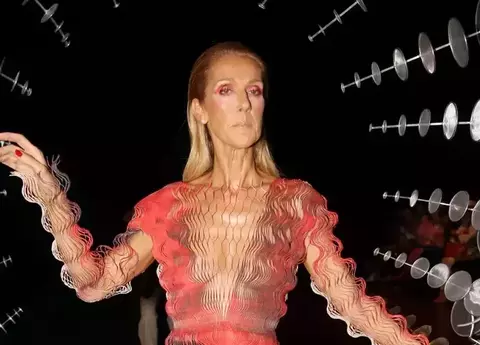 Céline Dion, detalii tulburătoare despre lupta cu boala: "Am avut coaste rupte, spasmele sunt foarte puternice". Artista face terapie de 5 ori pe săptămână
