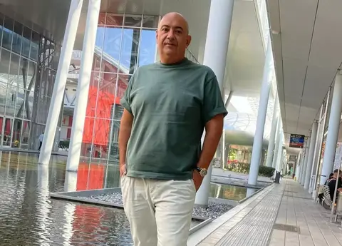 Roberto Bâtlan, fostul soț al Cristinei Bâtlan, implicat într-un accident rutier. Aflat sub influența alcoolului, a lovit o mașină în care se aflau doi polițiști