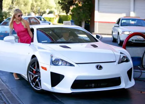 Cele mai scumpe mașini ale vedetelor