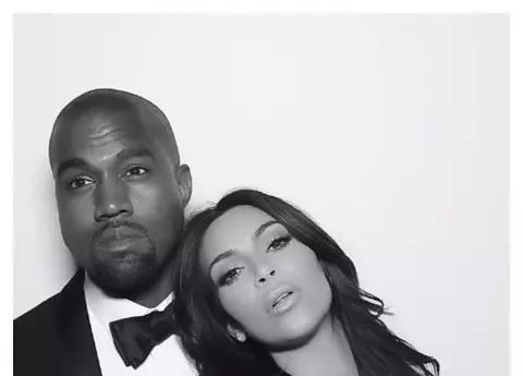 Kim Kardashian şi Kanye West au sărbătorit 1 an de căsătorie