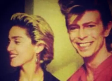 Mesajele celebrităţilor după moartea lui David Bowie, "artistul care le-a schimbat viaţa"