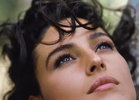 Cum arăta Monica Bellucci în copilărie