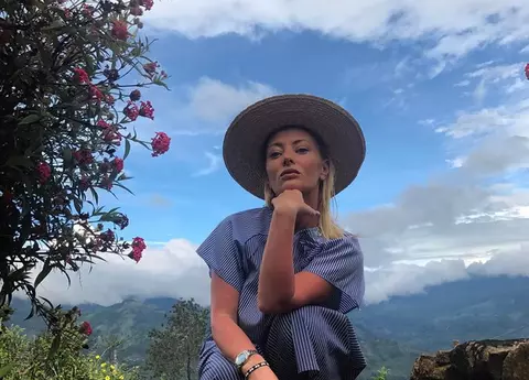 Delia se relaxează la mii de kilometri de casă. Imagini din paradis!
