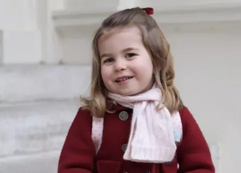 Prințesa Charlotte – nerăbdătoare să devină soră mai mare!