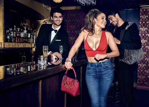 Jennifer Lopez, imaginea unui brand celebru, la 48 de ani: "Femeia devine mai frumoasă şi mai talentată cu timpul"