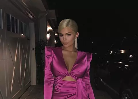 Kylie Jenner a împlinit 21 de ani. A sărbătorit într-un club de fiţe din Los Angeles