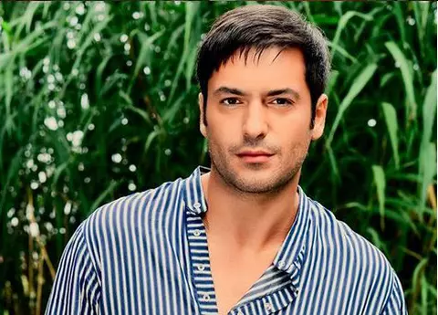 Ispita ispitelor: Radu Vâlcan era numai bun de ”Insula Iubirii” în 2003. FOTO RARE, de care a uitat până și el!