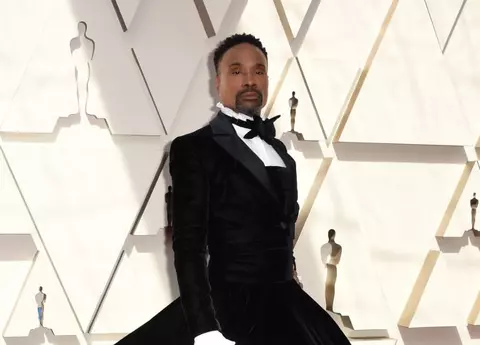 Nu s-a mai văzut în toată istoria Oscarurilor! Actorul care a eclipsat toate divele de la Hollywood cu ținuta sa, devenind viral