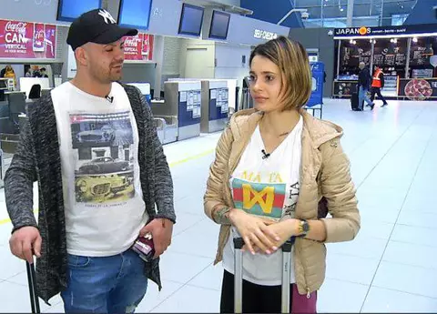 INSULA IUBIRII 5. Bogdan, fostul soț al lui Hannelore, îi ironizează pe Diana și Aurel: „Surpriză, măscărici la Insulă!”