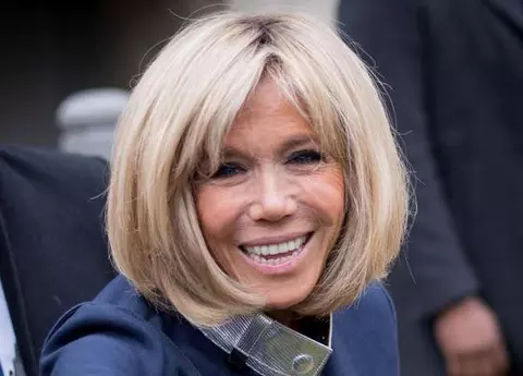 Brigitte Macron, apariție de senzație! Primei Doamne a Franței par să-i fi dispărut ridurile peste noapte datorită operațiilor estetice...