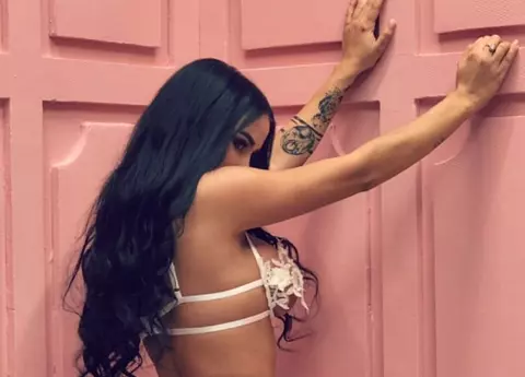 Daniela Crudu s-a operat din nou: are sâni imenși și un posterior super bombat. Fanii o critică: „Mare păcat!”