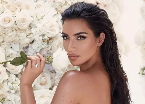 Prima imagine cu cel de-al patrulea copil al lui Kim Kardashian. Vedeta a dezvăluit numele băiețelului