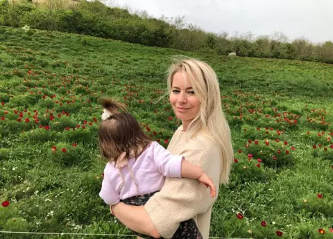 Cum se menține Laura Cosoi în formă, la aproape un an de când a născut. Are o alimentație echilibrată