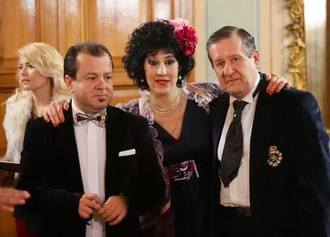 Ce face și cum arată acum Lili din serialul "La bloc"? Actrița are aceeași coafură ca acum 12 ani