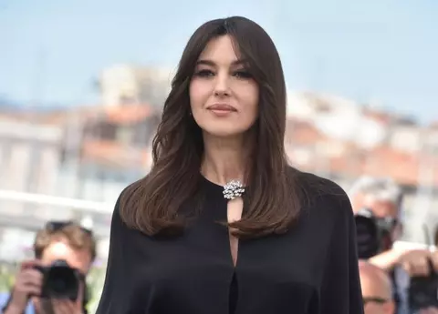 Monica Bellucci iubește din nou! Are un partener cu 18 ani mai tânăr!