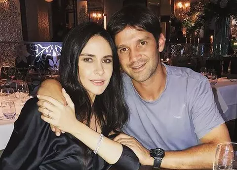 Adelina și Cristi Chivu, un cuplu fericit, la 11 ani de la căsătorie! Ce mari și frumoase sunt fetele lor! FOTO