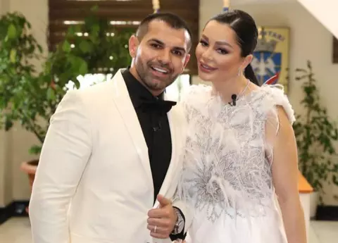 Cum arată invitația de nuntă a lui Brigitte Năstase și Florin Pastramă. A mai rămas o lună până la marele eveniment