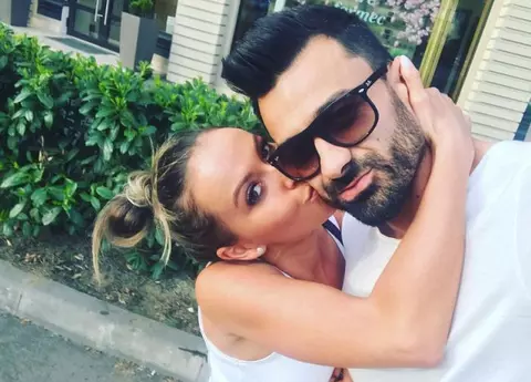 Nico, fosta concurentă de la Insula iubirii, s-a logodit cu ispita Marco. Nu s-a mai întâmplat niciodată așa după emisiune