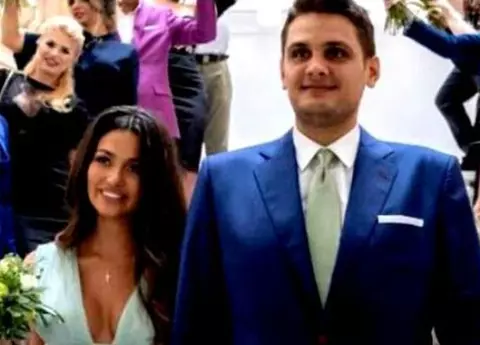 Cine este nora lui Liviu Dragnea. Trecutul neștiut al brunetei care i-a furat inima lui Dragnea Jr.