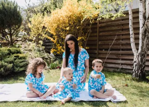 Elena Băsescu, despre viața la 40 de ani, cu 3 copii: are o familie superbă! FOTO