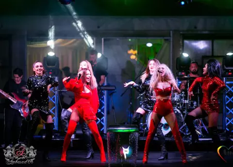 Andreea Bălan și Andreea Antonescu au purtat ținute de puștoaice! Trupa André a lansat single-ul „Reset la inima”