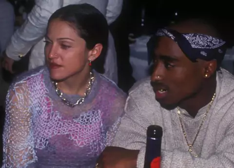 De ce s-au despărțit Madonna și Tupac Shakur? Scrisoarea de adio este una emoționantă: „N-am vrut să te rănesc!”