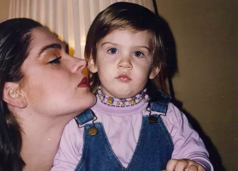 Ce mare s-a făcut Andrei, băiatul Manuelei Hărăbor, care suferă de autism! Tânărul a „furat” ochii mamei lui