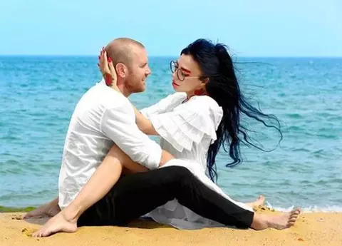 DJ Wanda s-a căsătorit astăzi. Primele imagini de la nuntă