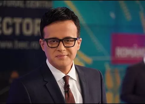 Ce fiică frumoasă are Mihai Gâdea! Maisha Karina a împlinit 17 ani și a debutat deja în muzică