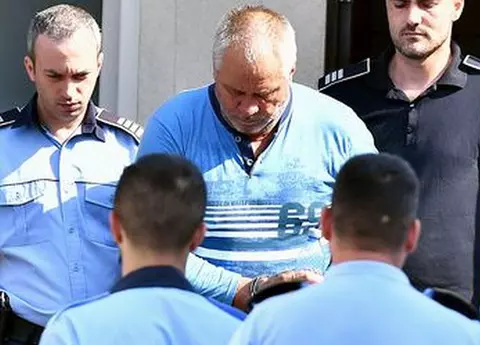 Descoperire macabră. Anchetatorii au găsit informații esențiale pe stickurile de memorie ale lui Gheorghe Dincă. ”E un prădător sexual”