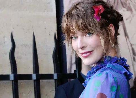 Milla Jovovich este însărcinată cu al treilea copil la 43 de ani! Actriței nu-i vine să creadă, după ce suferise recent un avort