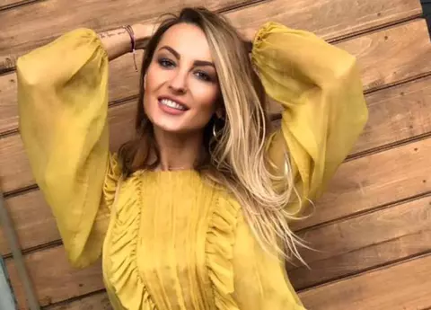 Flavia Mihăşan, prima poză în costum de baie după ce a născut. Cum a slăbit 8 kilograme în 7 săptămâni
