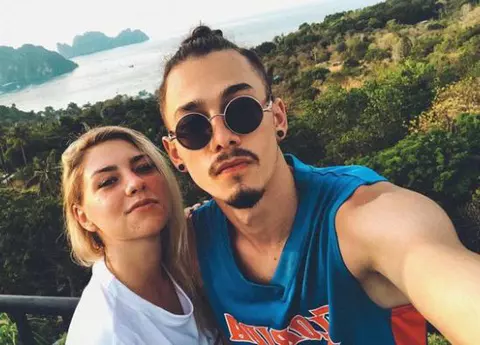 Jo și Juno, pictorial incendiar, cu ocazia lansării piesei “Caută-mă”. N-au fost niciodată mai sexy de-atât!