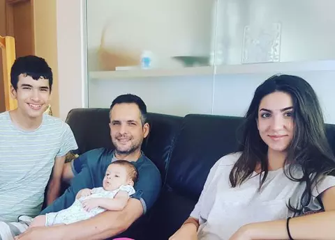 Adevărul despre boala lui Filip, băiatul lui Mădălin Ionescu. „Când ai neuronii prăjiţi, ce să mai faci?” / S-a crezut că este autist, dar realitatea este alta!