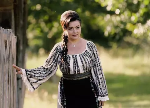 Artista Maria Ghinea a fost împuşcată în cap de fostul soț. Cântăreața de muzică populară a dat detalii infiorătoare