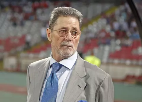 Cornel Dinu îl critică pe Gino Iorgulescu: „Unui băiat cu probleme nu poți să-i cumperi o mașină de 300.000 de euro. Să meargă cu metroul!”