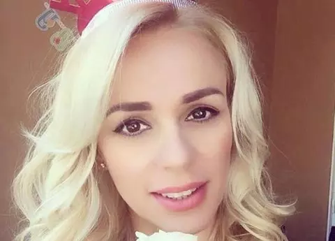 Catrinel Sandu s-a căsătorit cu iubitul american! Primele imagini de la nuntă