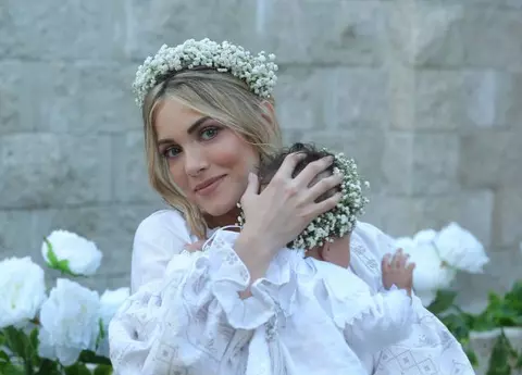 Prima imagine cu chipul fetiței lui Cabral și a Andreei Ibacka. Namiko seamănă cu tatăl ei