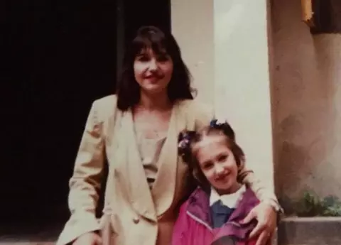 Drama neştiută a Marinei Almăşan: fiica ei a vrut să se sinucidă din dragoste. Ce face şi cum arată astăzi tânăra de 30 de ani