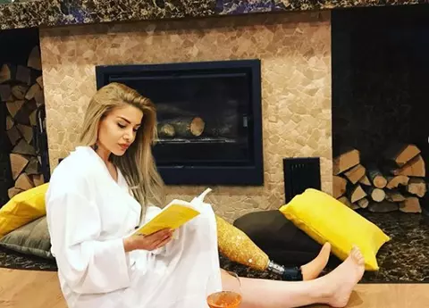 Cine este Stela Bizdu, femeia care a rămas fără un picior în urma unui accident și a devenit influencer: „Nu e un handicap, e o frumusețe altfel!”