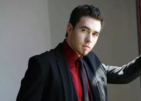 Andrei Galuț, singurul supraviețuitor din trupa Goodbye to Gravity, pensionat la 29 de ani. Ce despăgubiri cere după dezastrul din Colectiv