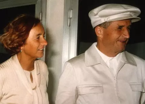 Câinele lui Ceaușescu, motiv de gelozie pentru Elena! "Nicule, de-acu’ înainte să te culci cu potaia"