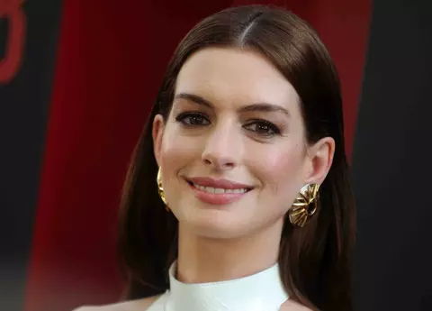 Anne Hathaway, mamă pentru a doua oară, la 37 de ani. Actrița a născut în secret!