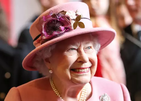 Elisabeta a II-a, Regina stilului. Ce secrete vestimentare are suverana Marii Britanii