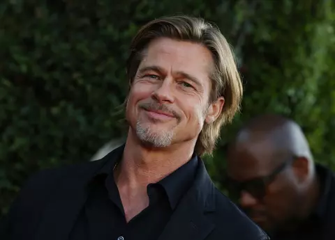 Brad Pitt dezvăluie de ce fost alcoolic în timpul căsniciei cu Angelina Jolie: „Puteam să bag un rus sub masă dacă beam împreună vodcă”