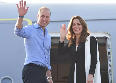 Motivul terifiant pentru care familia britanică nu zboară în același avion. Curând, Prințul George nu va mai putea călători cu tatăl lui!