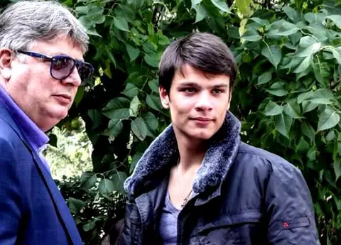 Imagini de colecție de la nunta lui Gino Iorgulescu din anul 2000. Fiul său, Mario, avea cinci ani