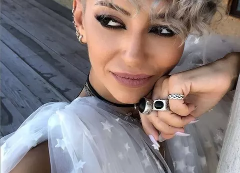 Giulia Anghelescu și-a pus silicoane! Detaliul care a dat-o de gol