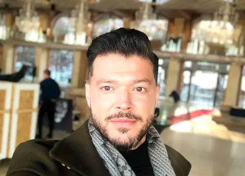 Primele imagini cu Victor Slav și noua iubită. Locuiesc împreună și este total diferită de fostele din viața lui