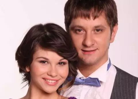 O mai ții minte pe Ella Dumitru, câștigătoarea ultimului sezon ”Dansez pentru tine”? S-a transformat într-o tânără superbă și s-a mutat în Anglia! Cu ce se ocupă acum